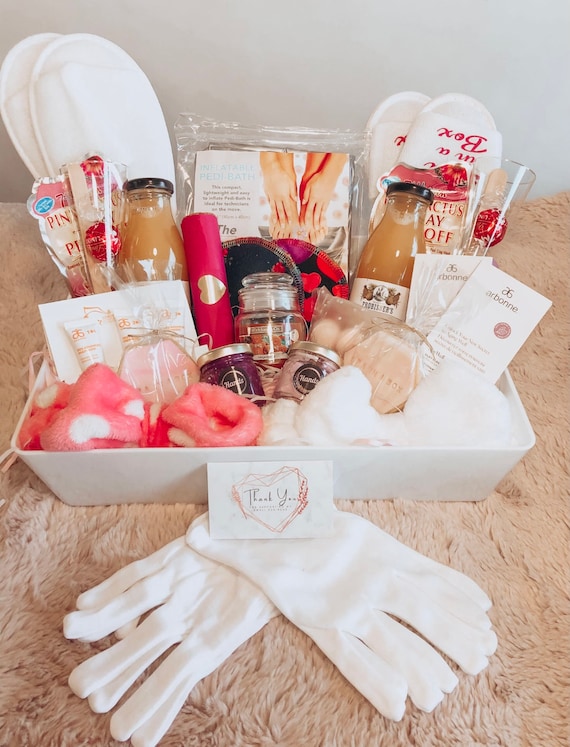 luxurious pamper pack