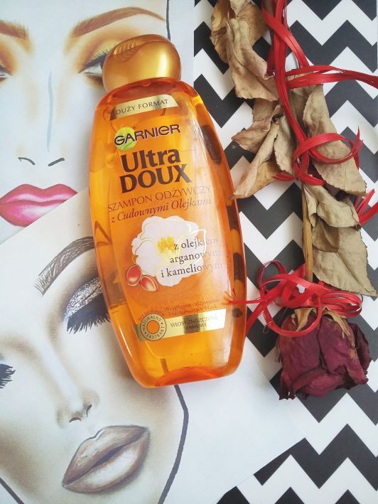 ultra doux z cudownymi olejkami szampon