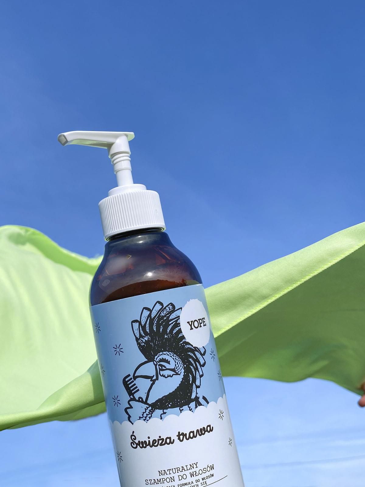 yope naturalny szampon do włosów przetłuszczających się świeża trawa opinie