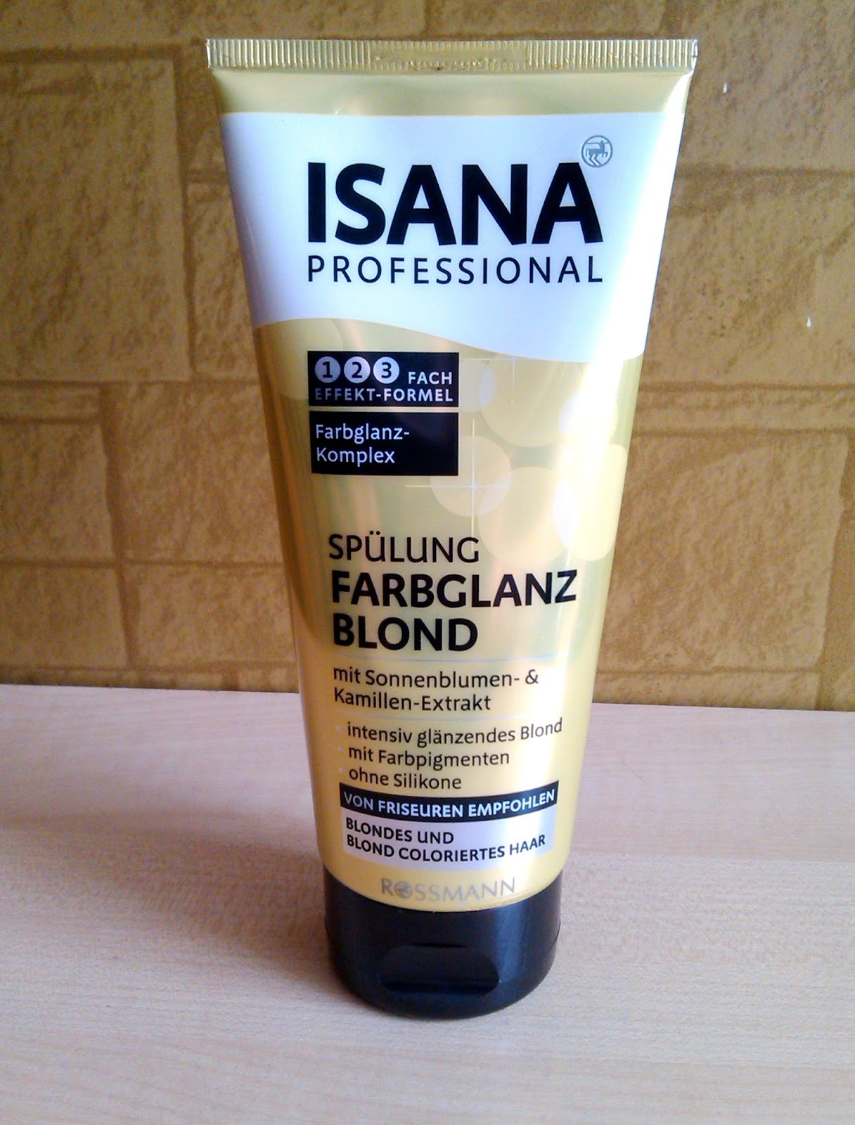 isana professional odżywka do włosów połysk koloru blond